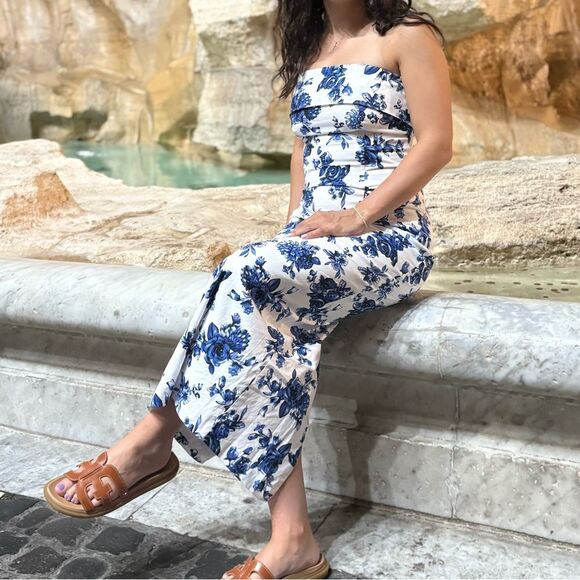 Floral Blue and White Midi Dress - Picture 5 of 6